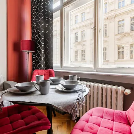 Place Of Grace - 1 Min To National Theatre * Prague