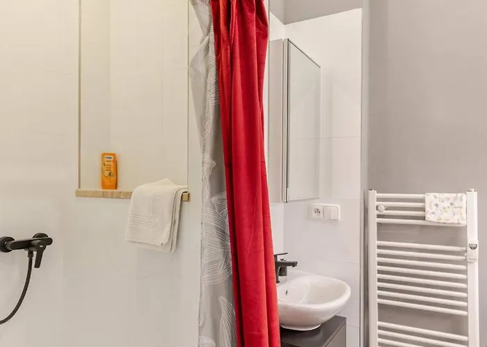 Appartement Place Of Grace - 1 Min To National Theatre